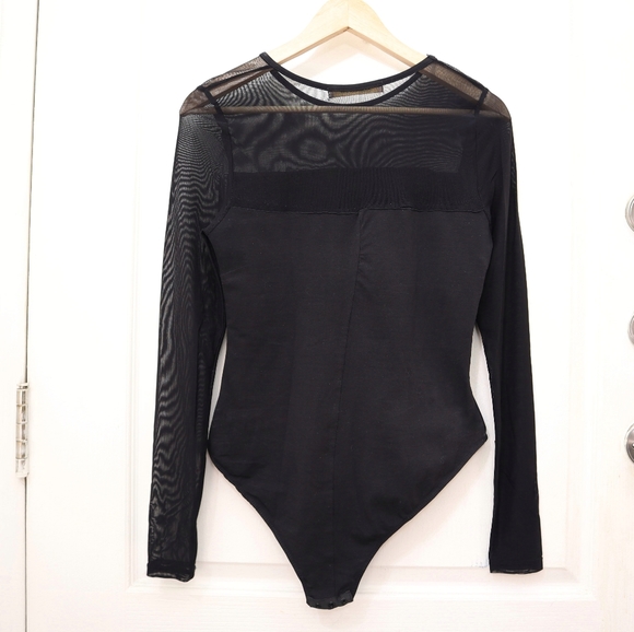 Black leather/mesh leotard - Picture 2 of 3